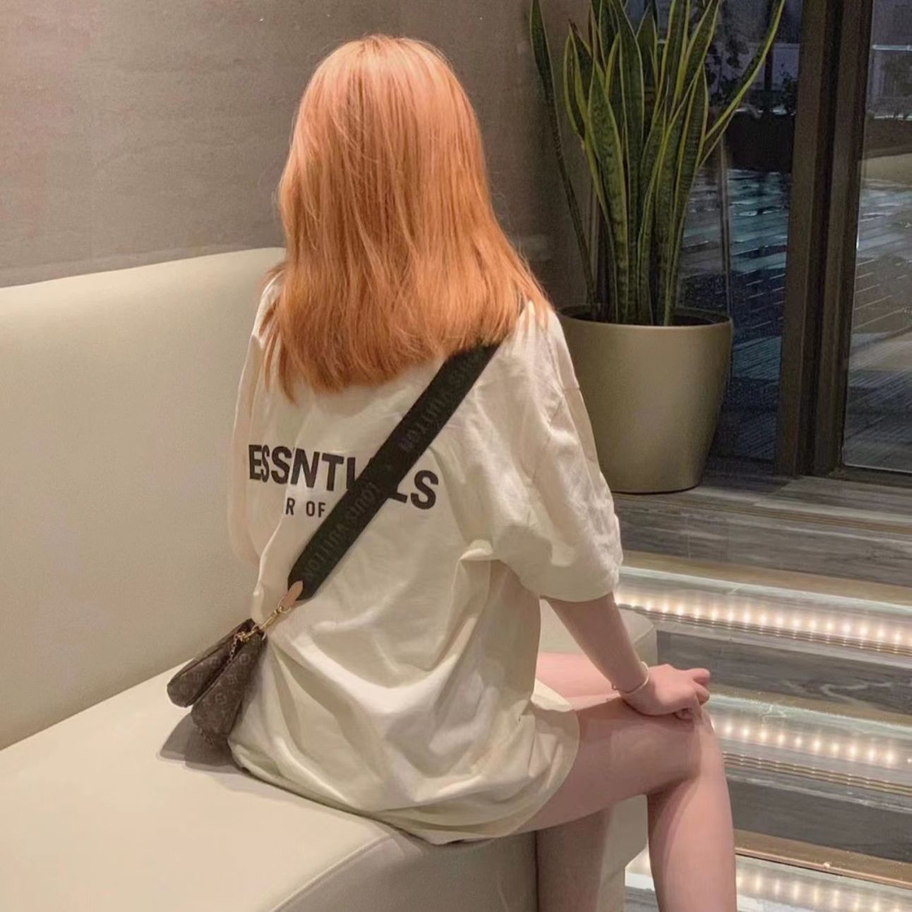 『S-4XL』大人の定番 シンプル  アルファベット 無地 夏 4色選べる トップス Tシャツ