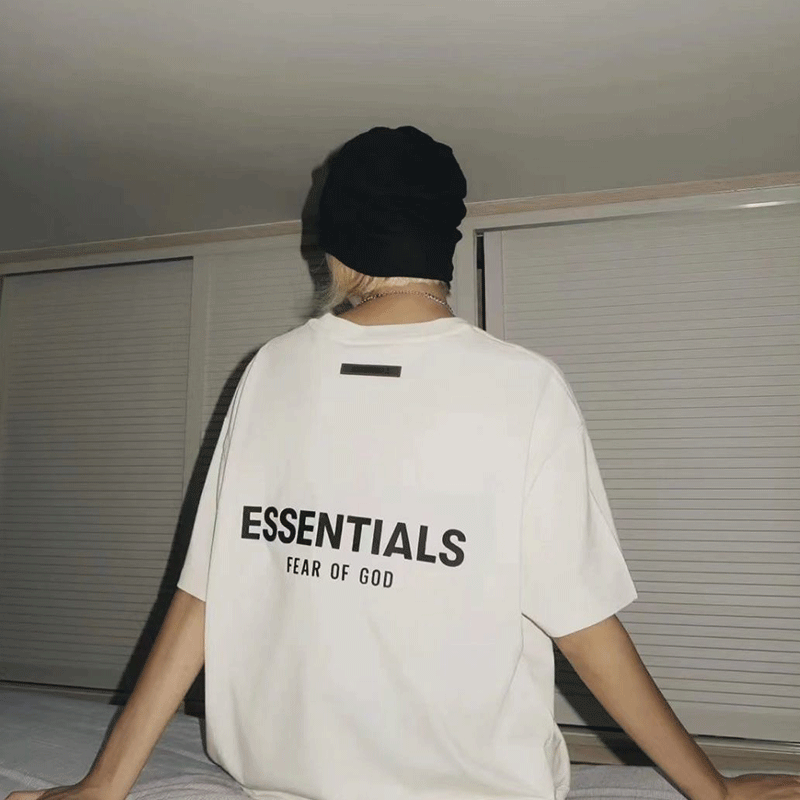 『S-4XL』大人の定番 シンプル  アルファベット 無地 夏 4色選べる トップス Tシャツ