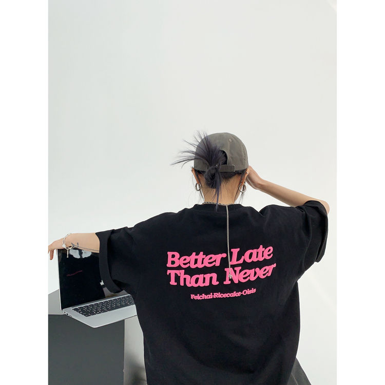 今季も大流行 人気上昇中 2色選べる ゆったり オーバーサイズ 合わせやすい 男女限らず  ファッション  シンプル Ｔシャツ