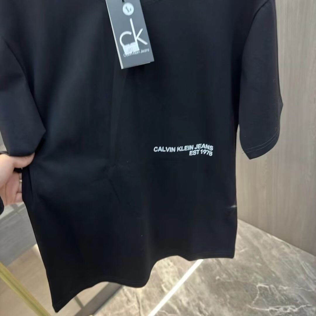 合わせやすい おすすめ 2色選べる シンプル アルファベット 男女限らず ゆったり コットン Ｔシャツ