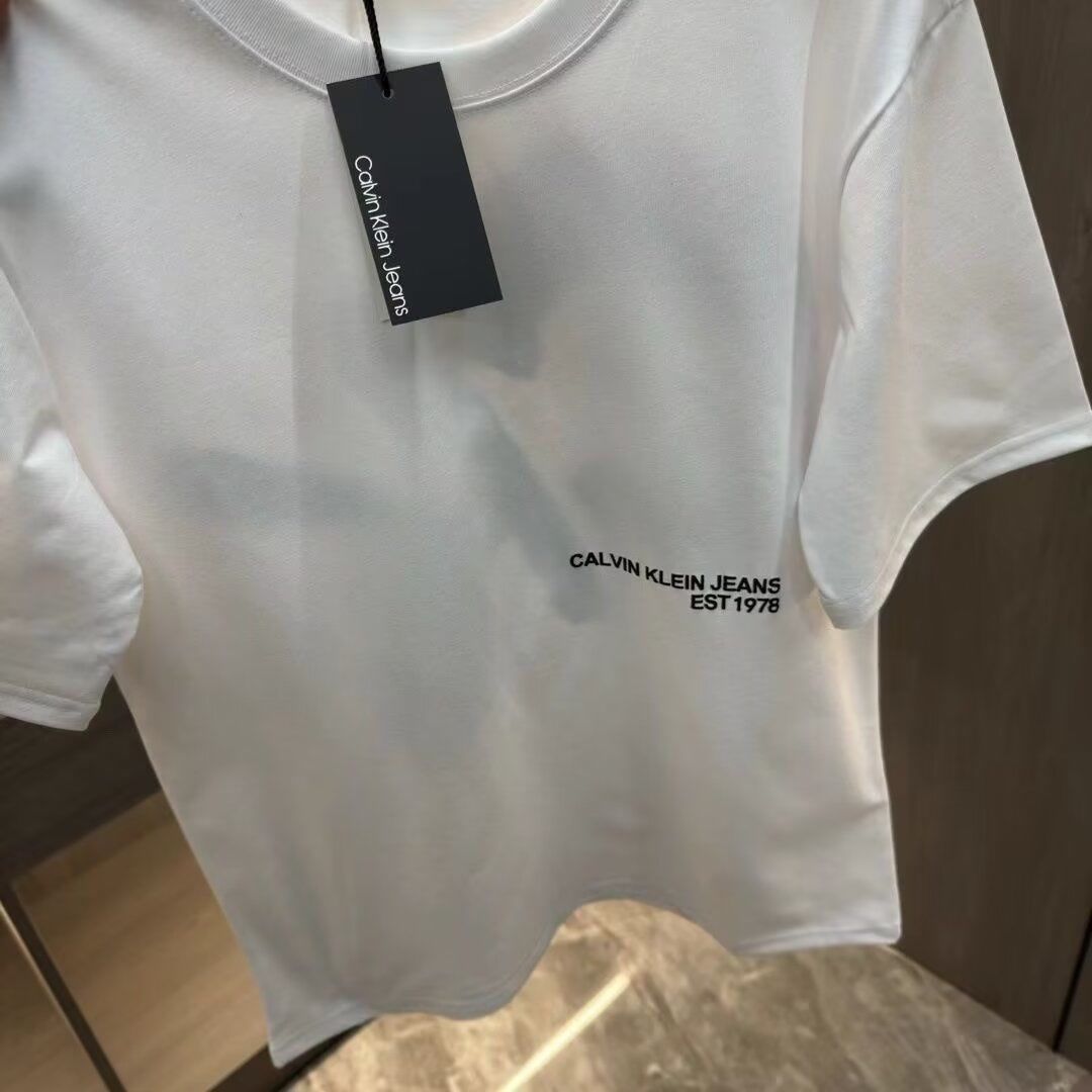 合わせやすい おすすめ 2色選べる シンプル アルファベット 男女限らず ゆったり コットン Ｔシャツ