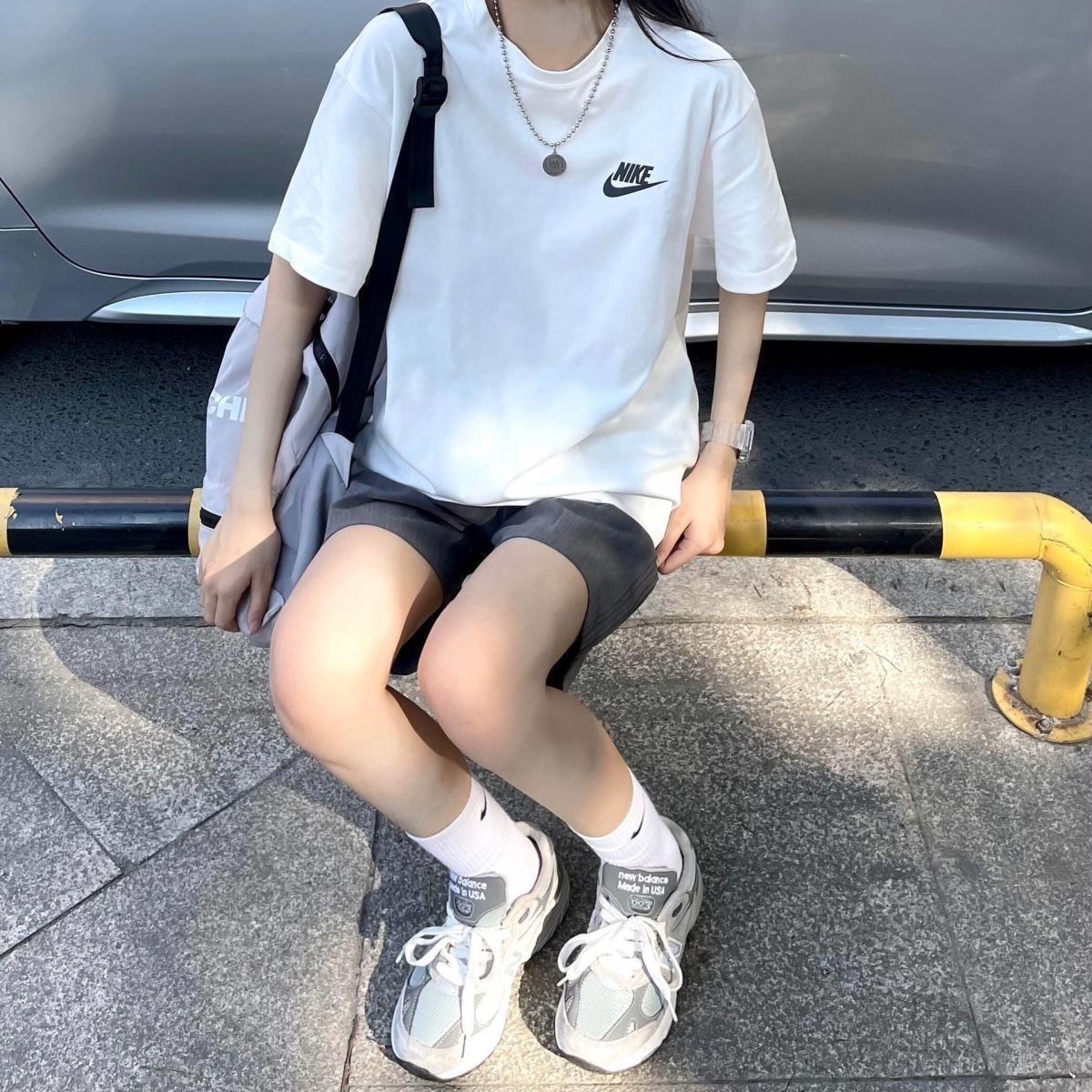 期間限定 話題沸騰中 新品 シンプル プリント 夏 4色選べる 男女限らず ゆったり Ｔシャツ