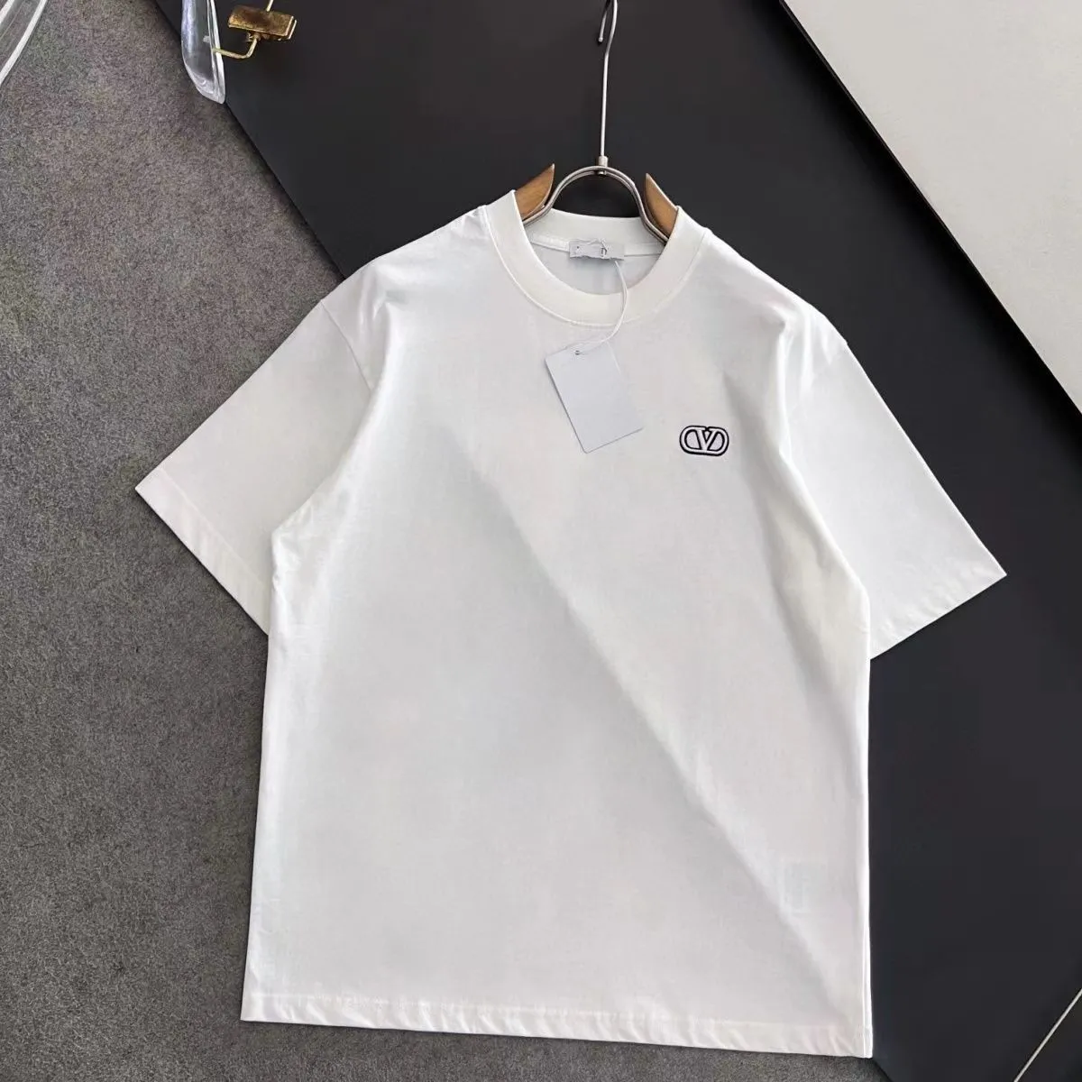 絶対後悔しない 爆売れ中 手触り良く 男女限らず オーバーサイズ  オシャレ Tシャツ