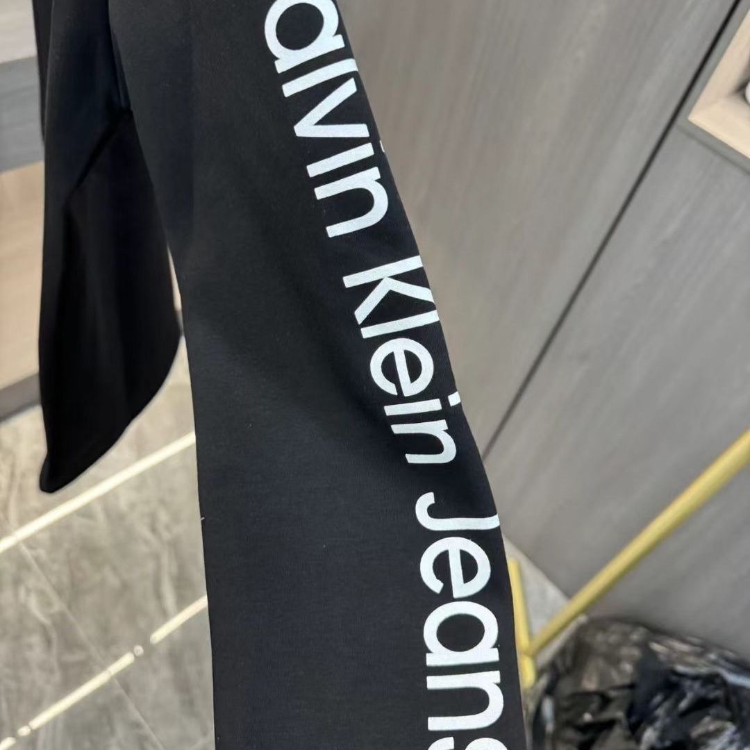 人気上昇中 絶対流行 大好評 オーバーサイズ 長袖  おしゃれ Ｔシャツ