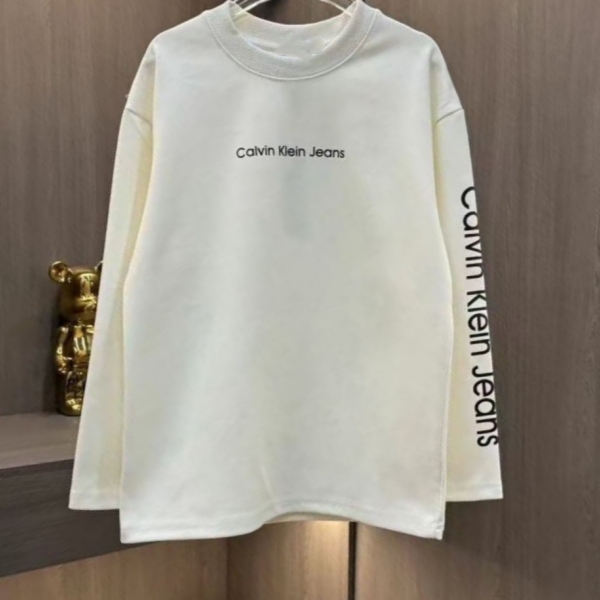人気上昇中 絶対流行 大好評 オーバーサイズ 長袖  おしゃれ Ｔシャツ