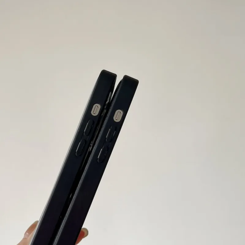 高品質クラシック スタイリッシュ 手触り良くフィット感 シンプル 滑り止め スマホケース