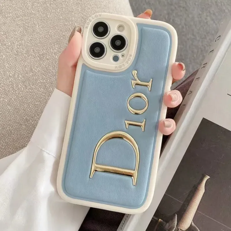 高級感 スタイリッシュ シンプル 快適 軽量 フィット感 高品質 繊細 滑り止め スマホケース