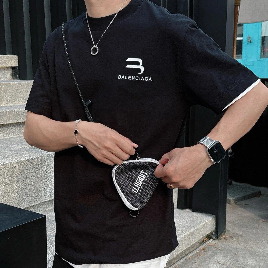 『S-4XL』クリーンな印象 スポーティーなアクセント トレンド感抜群 ヴィンテージ風プリント Tシャツ