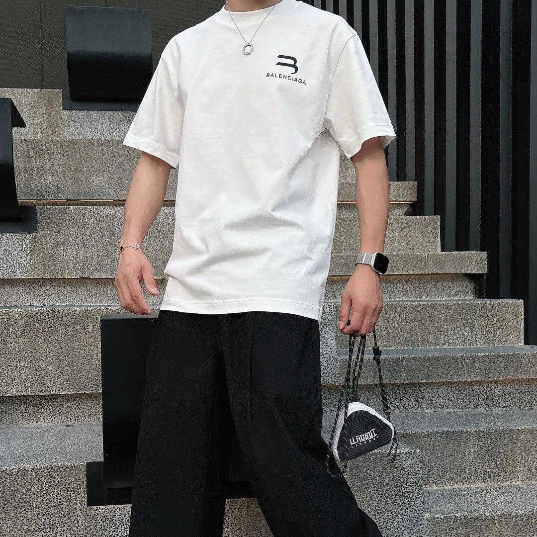 『S-4XL』クリーンな印象 スポーティーなアクセント トレンド感抜群 ヴィンテージ風プリント Tシャツ
