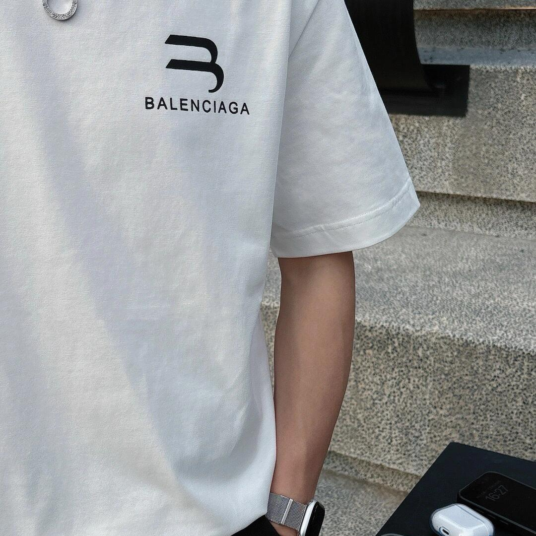 『S-4XL』クリーンな印象 スポーティーなアクセント トレンド感抜群 ヴィンテージ風プリント Tシャツ