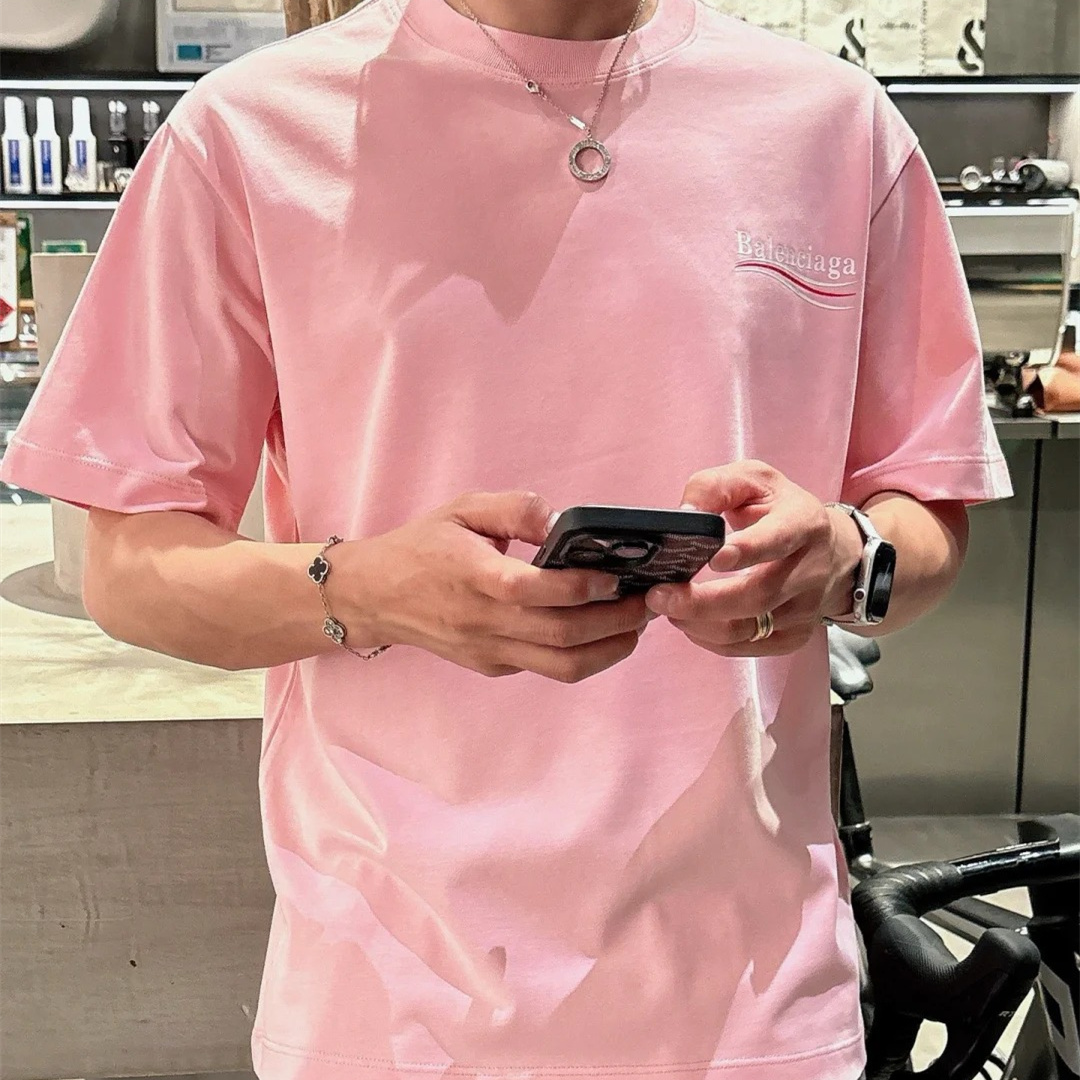 『S-4XL』プリント 季節を先取り 着るだけで特別感 ファッション誌掲載 さらさら素材 立体感のある Tシャツ