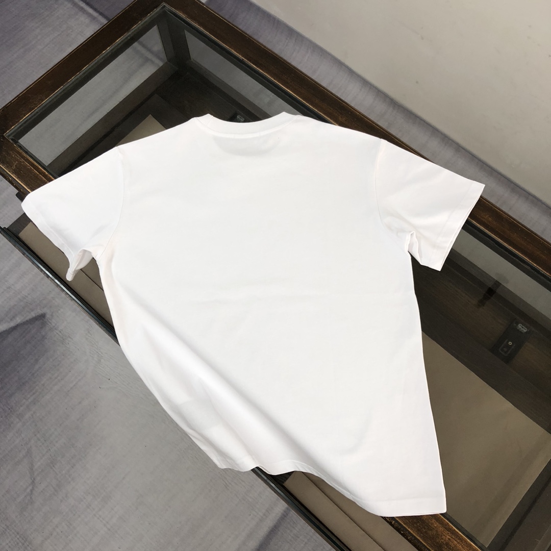 『S-4XL』ベーシックデザイン ミニマル コーデに万能 ヴィンテージ風 Ｔシャツ
