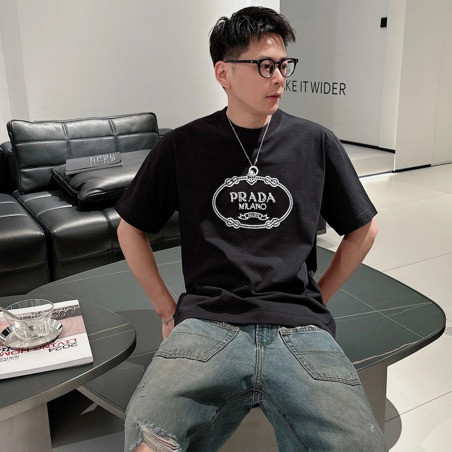 『S-4XL』超お買い得 トレンドアイテム 大ヒット リラックス ラグジュアリー ミニマリスト Tシャツ