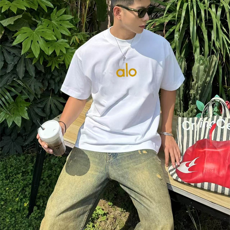 『S-4XL』着回し最強 人気爆発中 クラシック リラックス アウトドア ヴィンテージ プリント Tシャツ