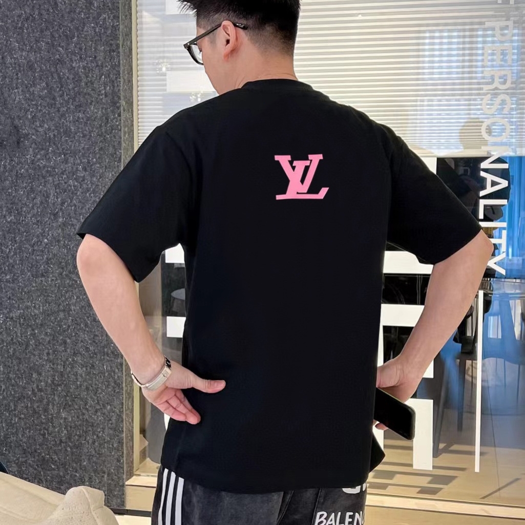 『S-4XL』洗練されたデザイン 着るだけで特別感 長く愛用できる さらさら素材 立体感のある Ｔシャツ