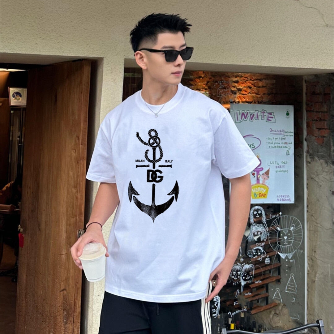 『S-4XL』オシャレ度UP プレミアム素材使用 着るだけで特別感 トレンド 夏らしい Ｔシャツ
