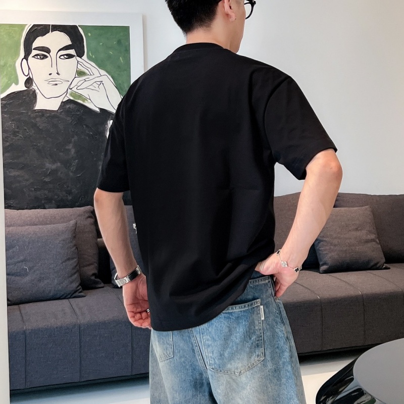 『S-4XL』大好評 ファッション 上質な肌ざわり シンプルながら存在感あるシルエットＴシャツ