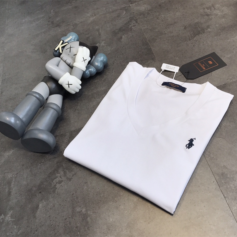 『S-L』大人気 着回し最強 目立つ 快適 シンプル Vネック 無地 Tシャツ