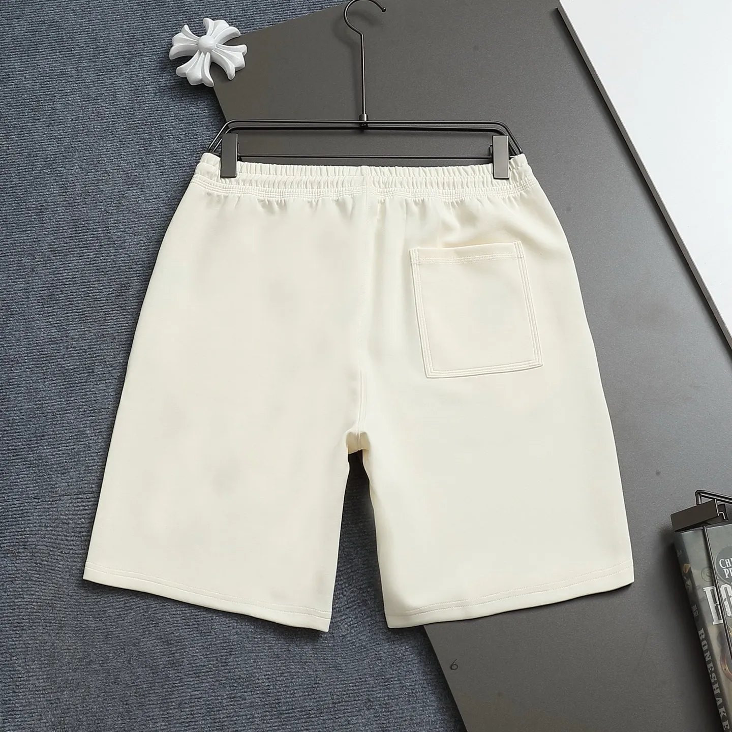 『XS-L』多色展開 カ高級感 ゆったり 合わせやすい ショートパンツ