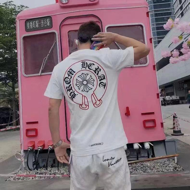 『S-4XL』話題沸騰中 取り入れたい 目立つ トレンド カジュアル プリント  Tシャツ