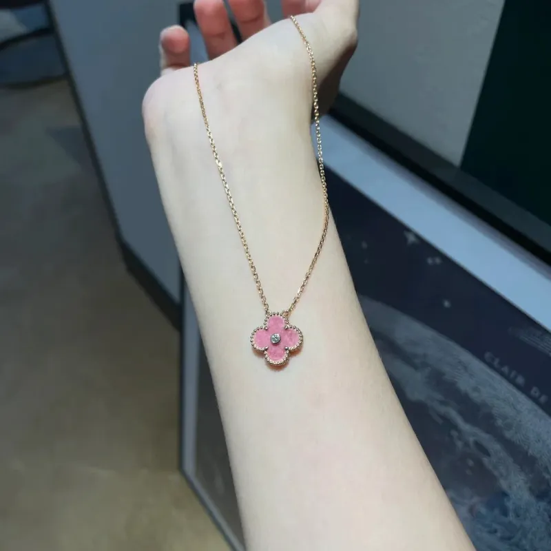 激売れ中 絶対欲しい 美人度アップ シンプル ガーリッシュ スウィート ネックレス