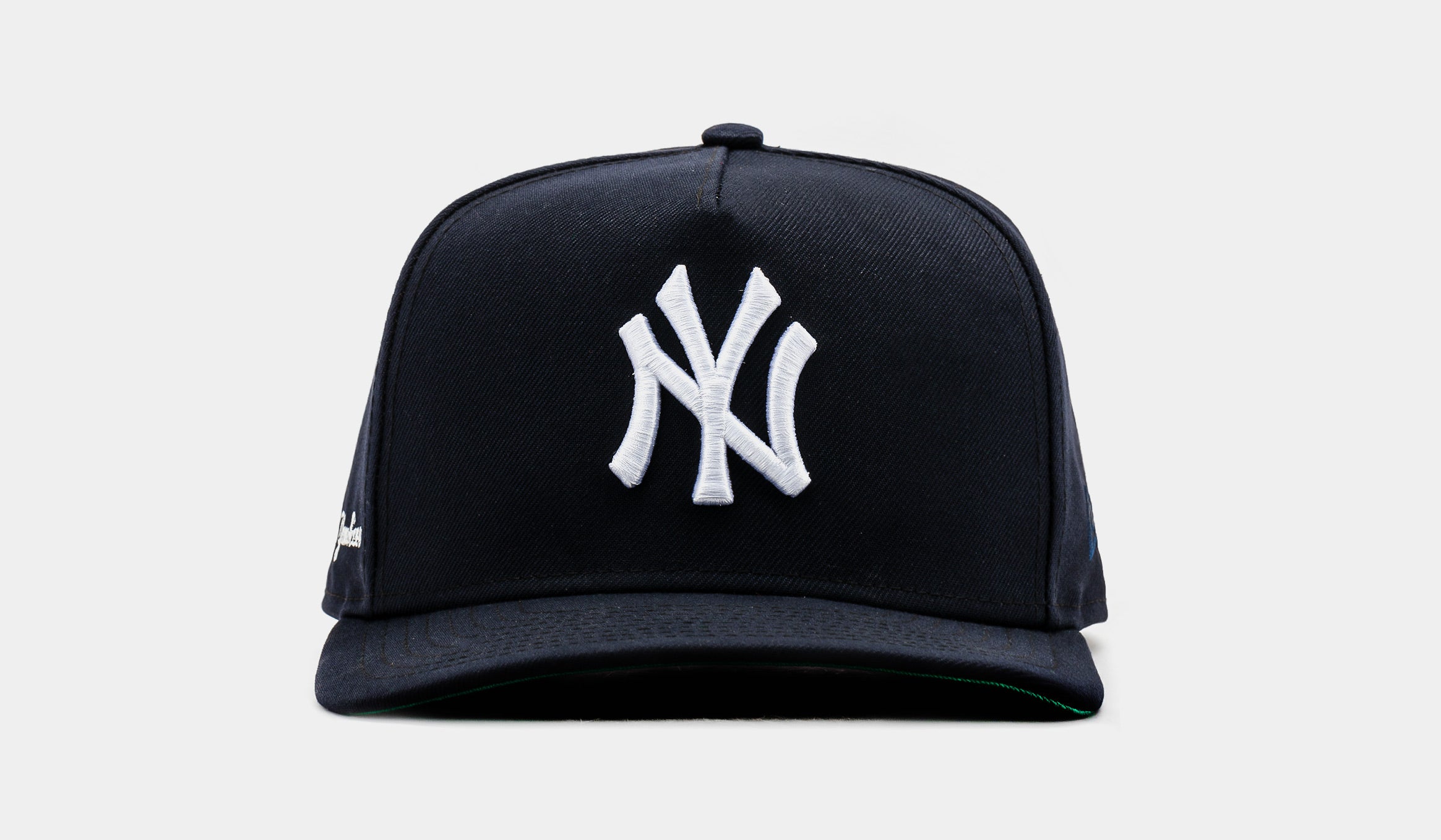 Shoe Palace Exclusive New York Yankees Side Script 950AF Snapback Mens Hat (Navy/White)