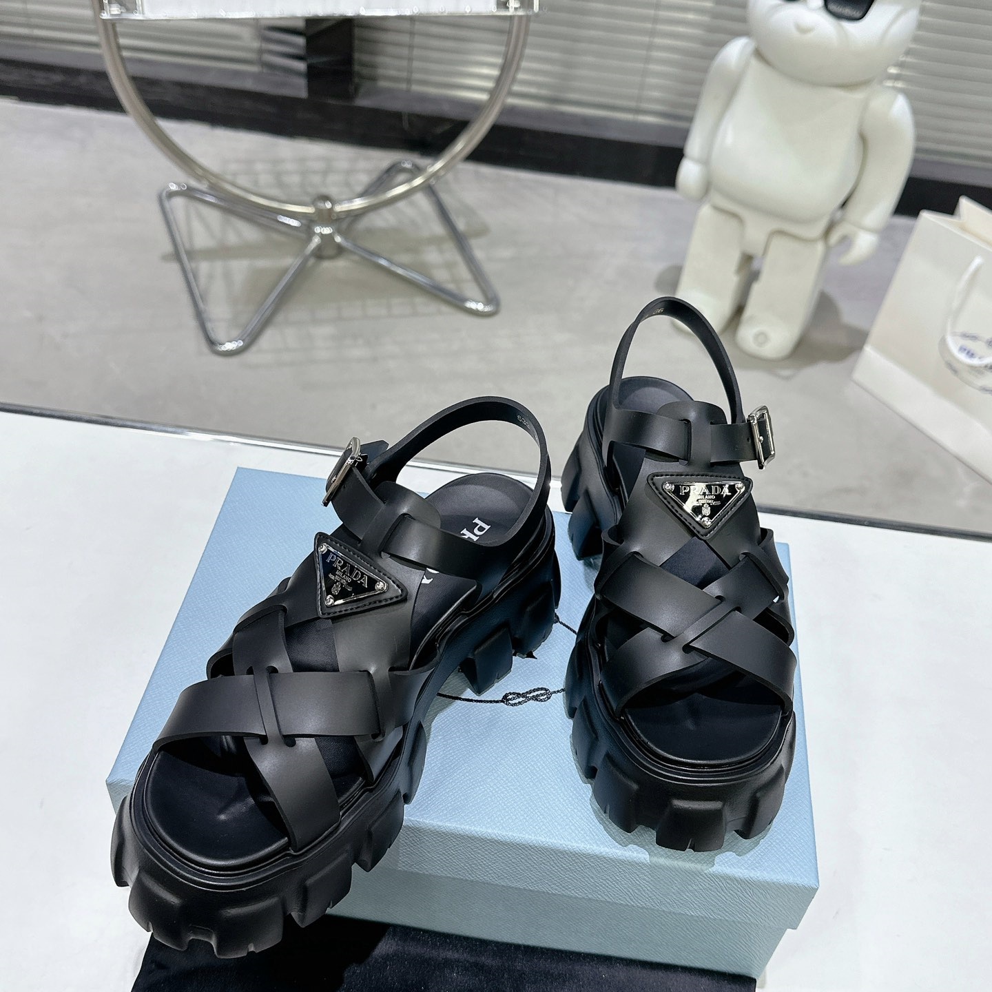 【P022】♥大人気 美品♥ PRADA サンダル プラダ