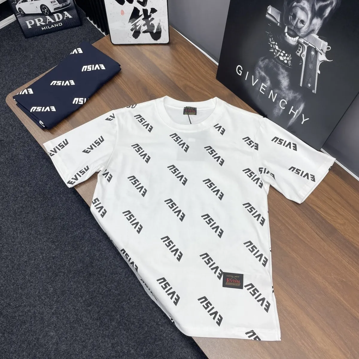 『S-2XL』人気急上昇中 夏のファッションTシャツ、プリント入りクルーネックカジュアルスタイル