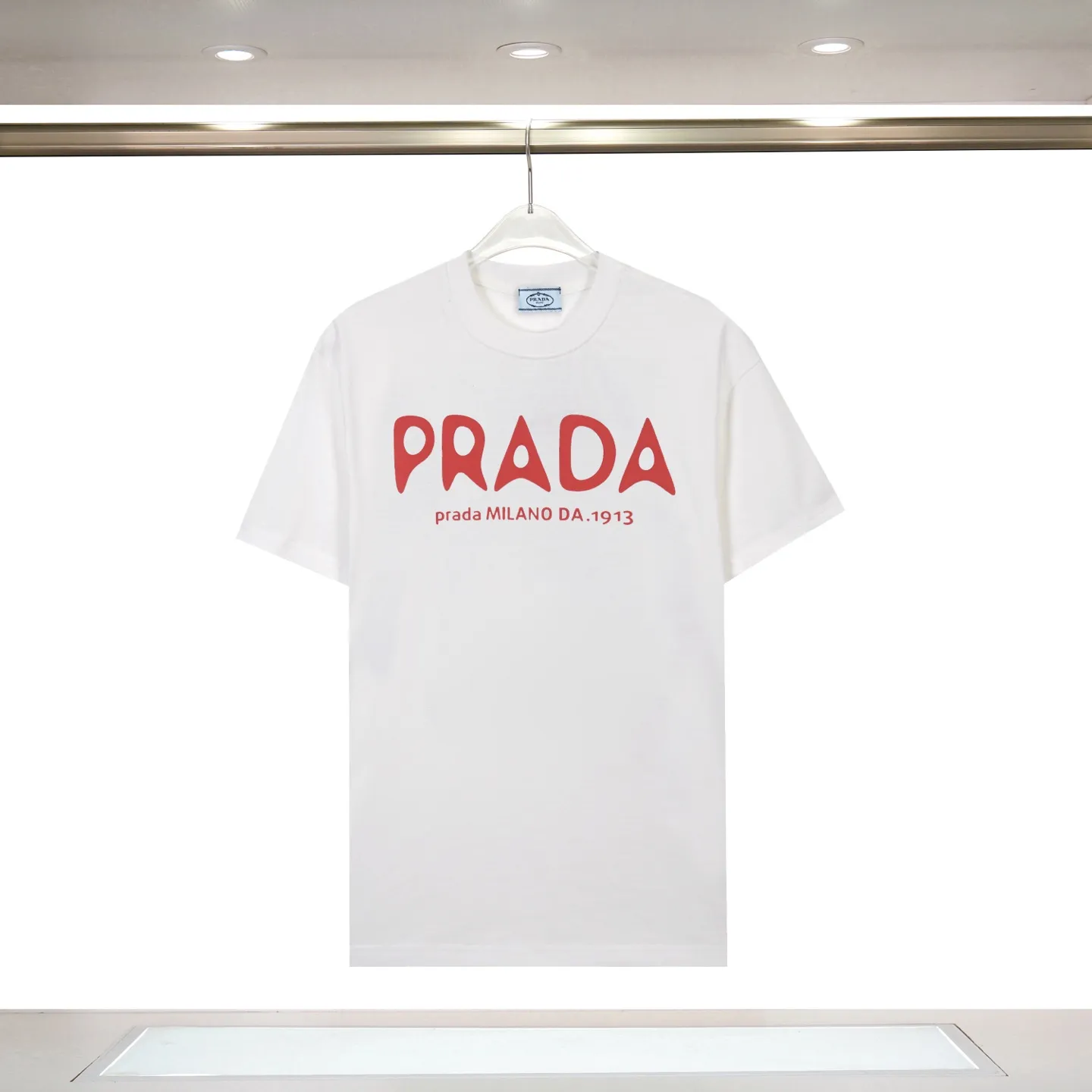 『S-2XL』通気性抜群 肌触りの良い シャリ感のある スタイリッシュ 半袖Ｔシャツ