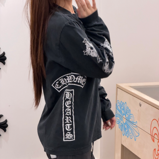 『S-XL』限定ウォッシュ長袖Tシャツ クロスデザイン・コットン素材 ウォッシュドフェードプリント＆切り替えデザイン ゆったりとしたリラックス感のあるスタイル