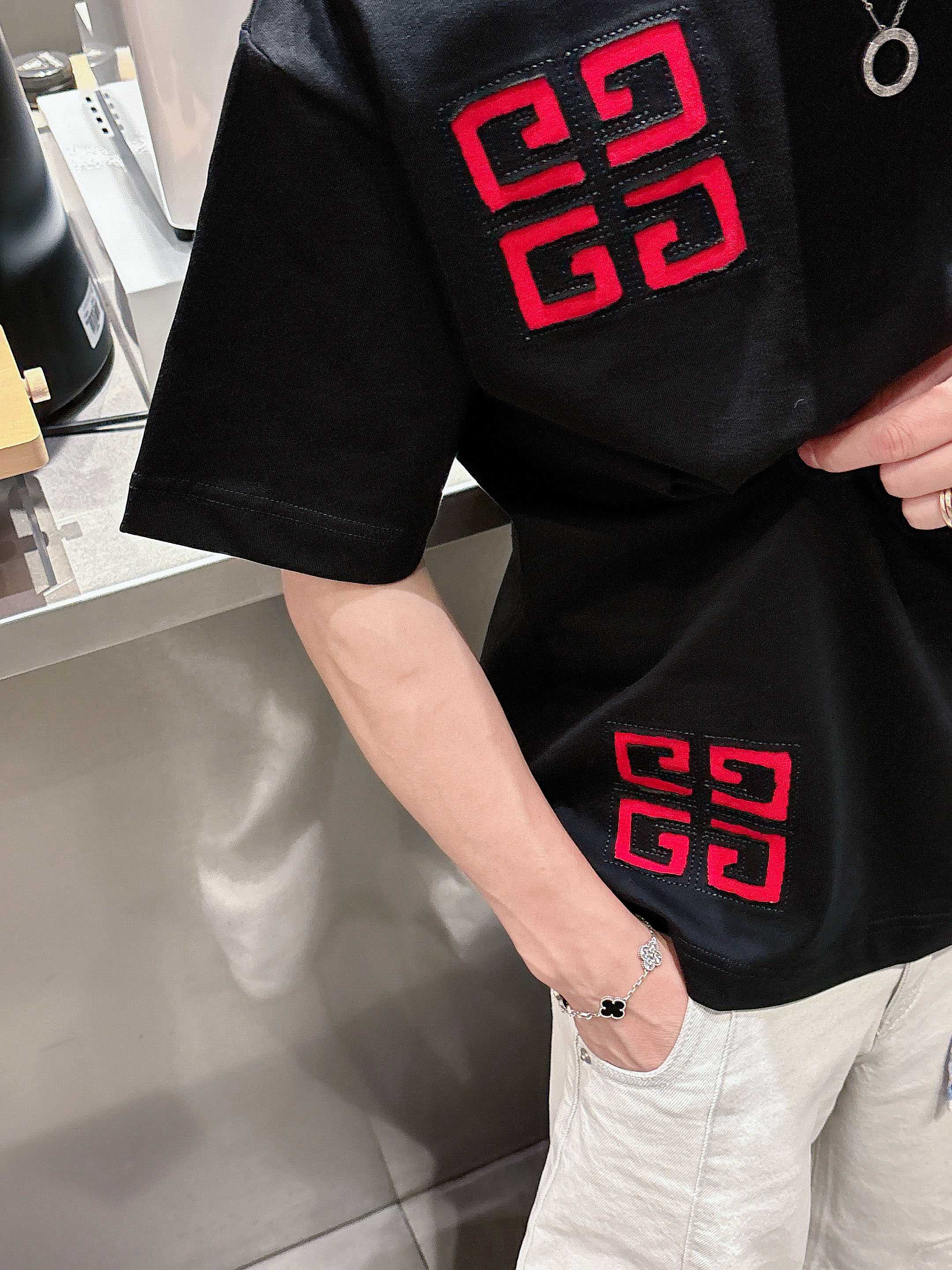 『S-2XL』新作 春夏 刺繍入り ラウンドネック 半袖Tシャツ、ユニセックス