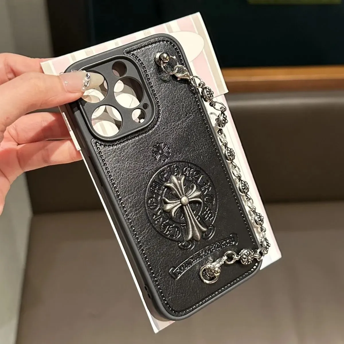 大人気  高級品  iPhoneケース ストラップ付き カジュアル スマホケース