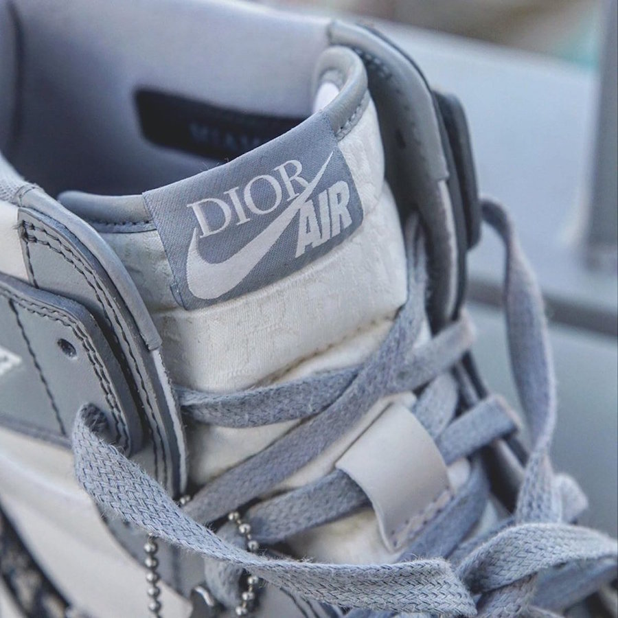 稀少なレアスニーカー！DIOR × Nike Air Jordan １ HIGH OG ディオール ナイキ エアジョーダン1 コラボレーションモデル ハイカット スニーカー グレー 選べる サイズ 新品未使用 最新 人気 靴 稀少