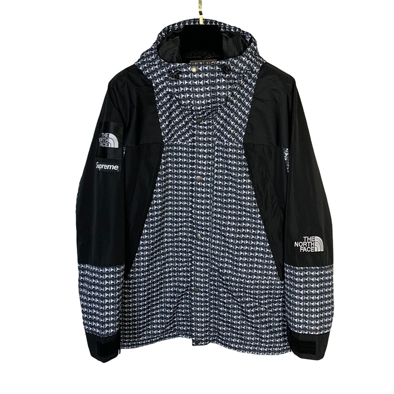 Supreme®/The North Face® Studded Mountain Light Jacket