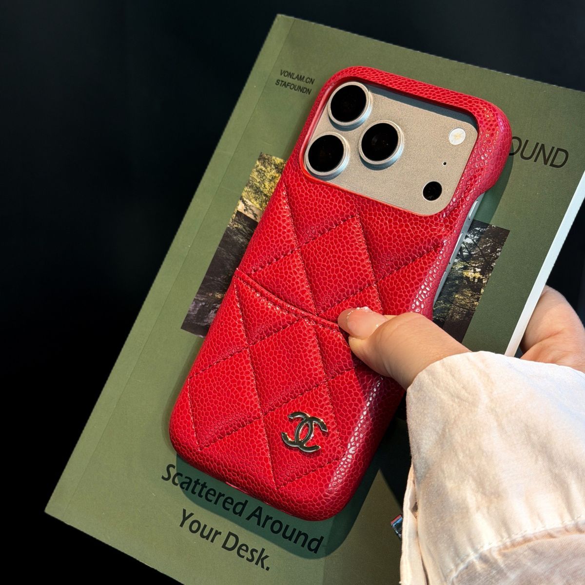 高品質のApple製スマホケース、スタイリッシュでクリエイティブなスマホケース