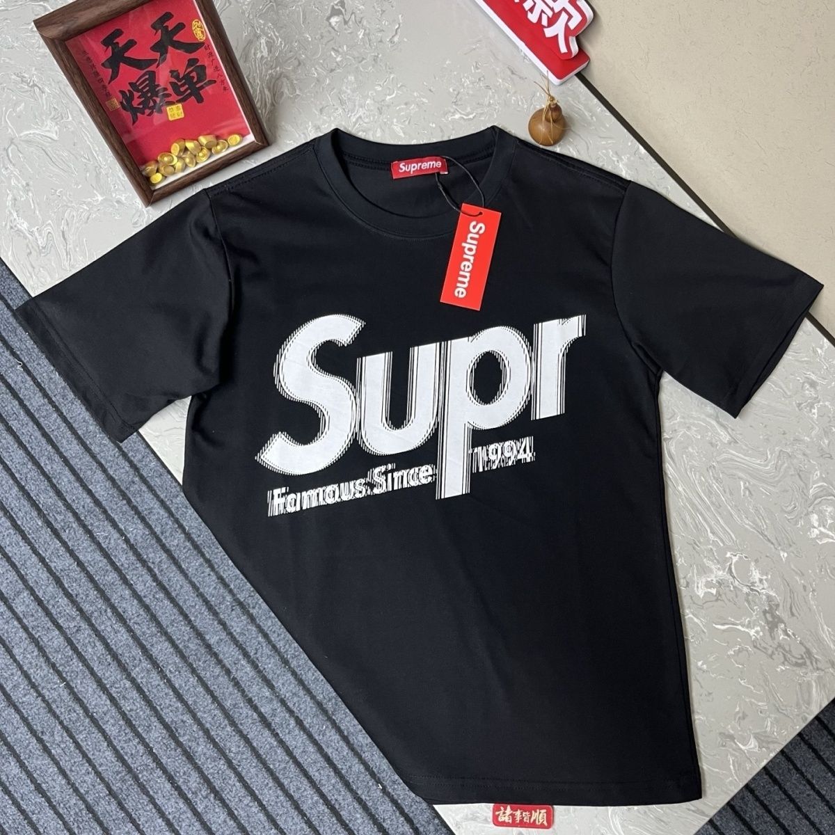 ストリートウェアブランドのゆったりとしたプリントレター入りカジュアルTシャツ（男女兼用、半袖）