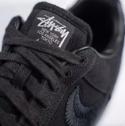NIKE×STUSSY 】STUSSY × NIKE AIR FORCE 1 LOW "TRIPLE BLACK"