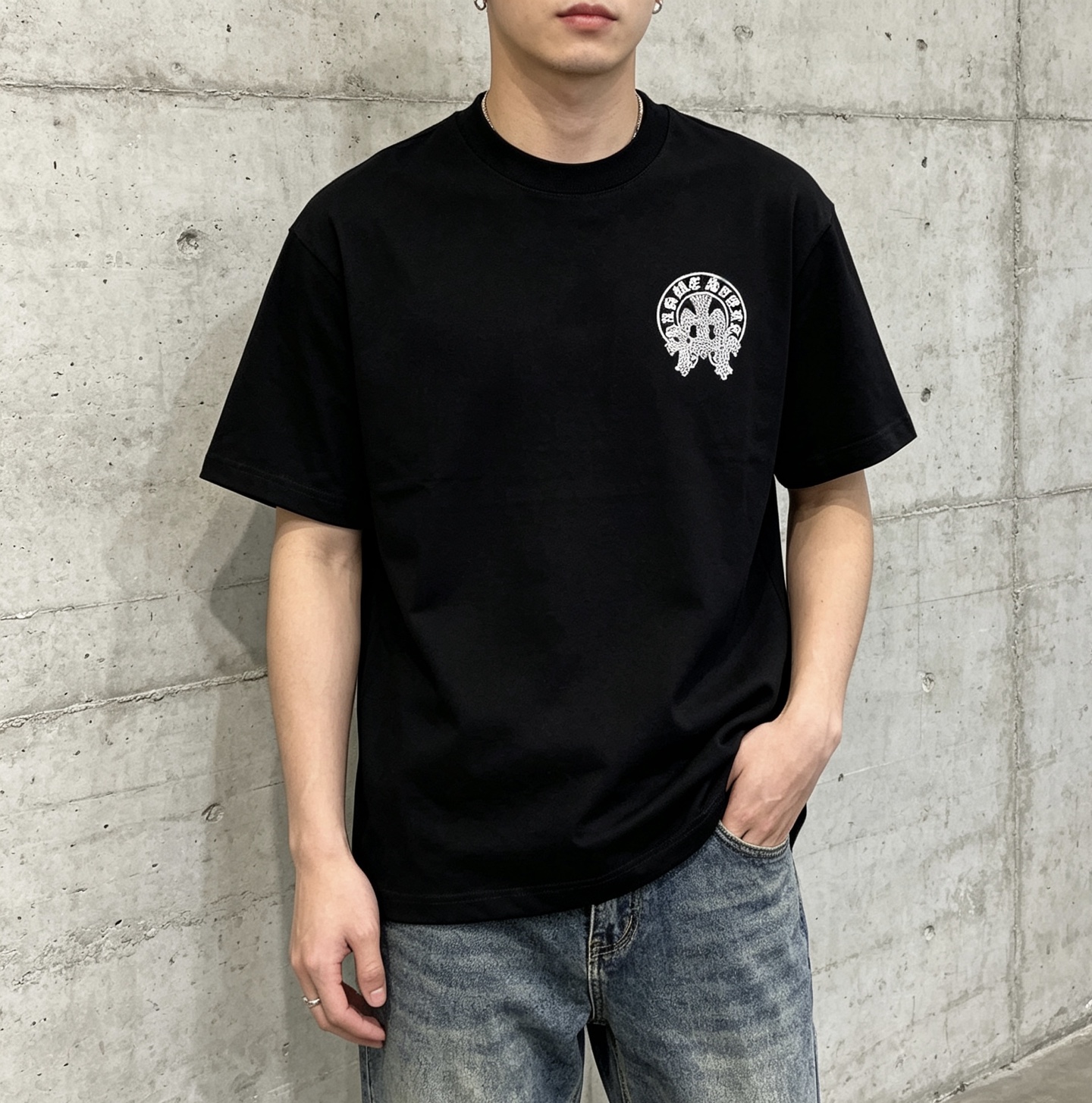 『S-XL』アメリカンストリートスタイル 半袖 刺繍入り ユニセックス クルーネックTシャツ