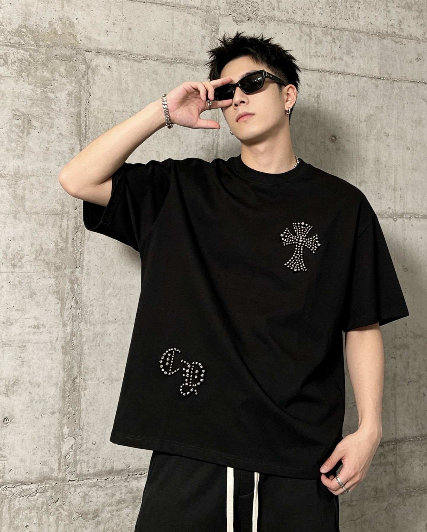 『S-XL』新作のハイストリートブランドのビーズ装飾付きヘビーデューティー半袖クルーネックTシャツ
