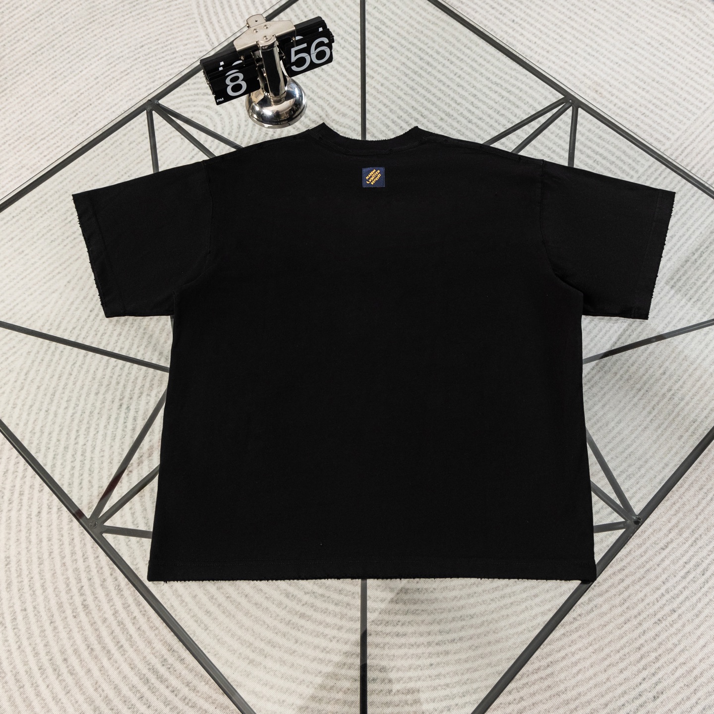 『S-2XL』新作グラフィティライン刺繍入り半袖クルーネックTシャツ