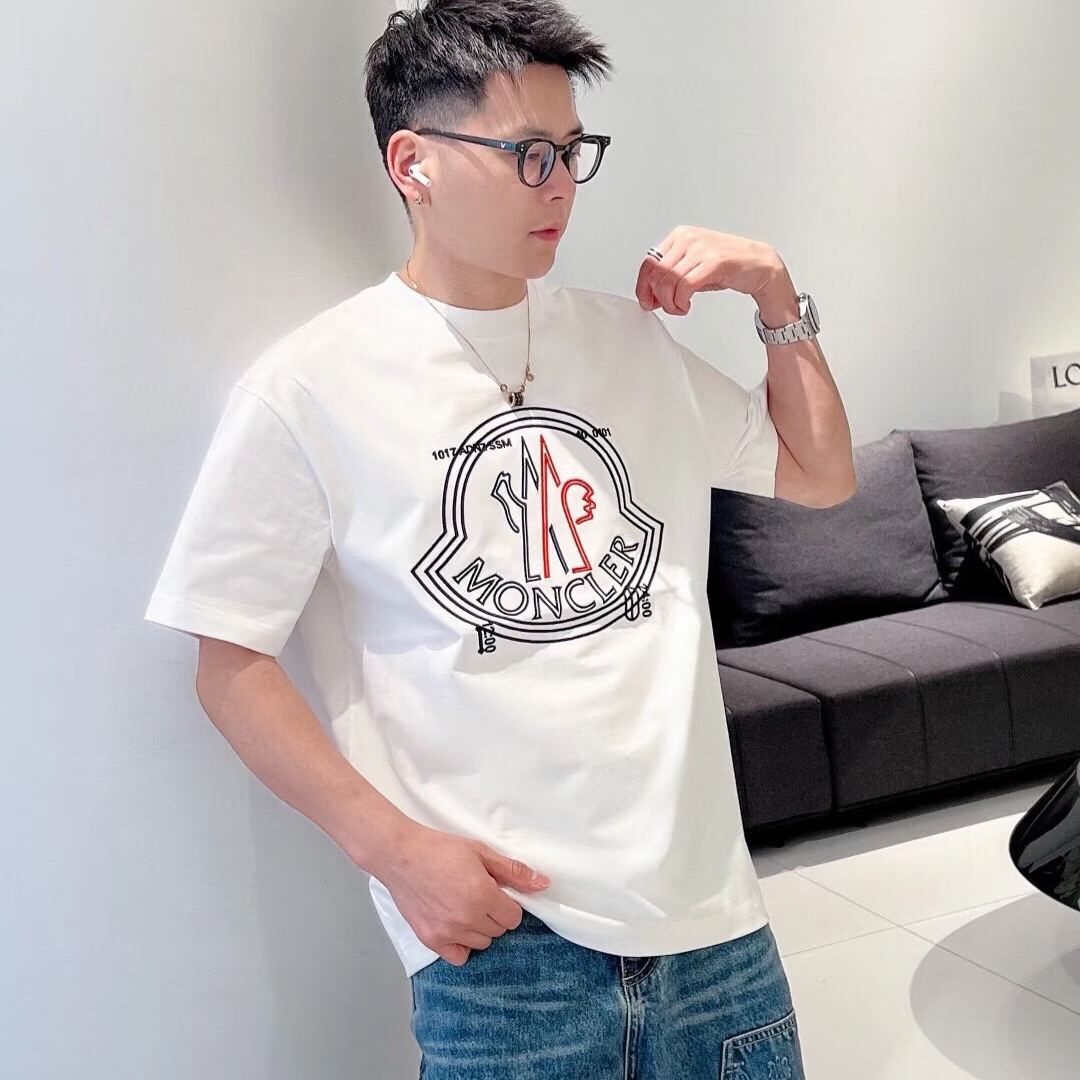 『S-4XL』高品質の半袖、通気性、快適、カジュアル、スリム、ラウンドネックの刺繍Tシャツ