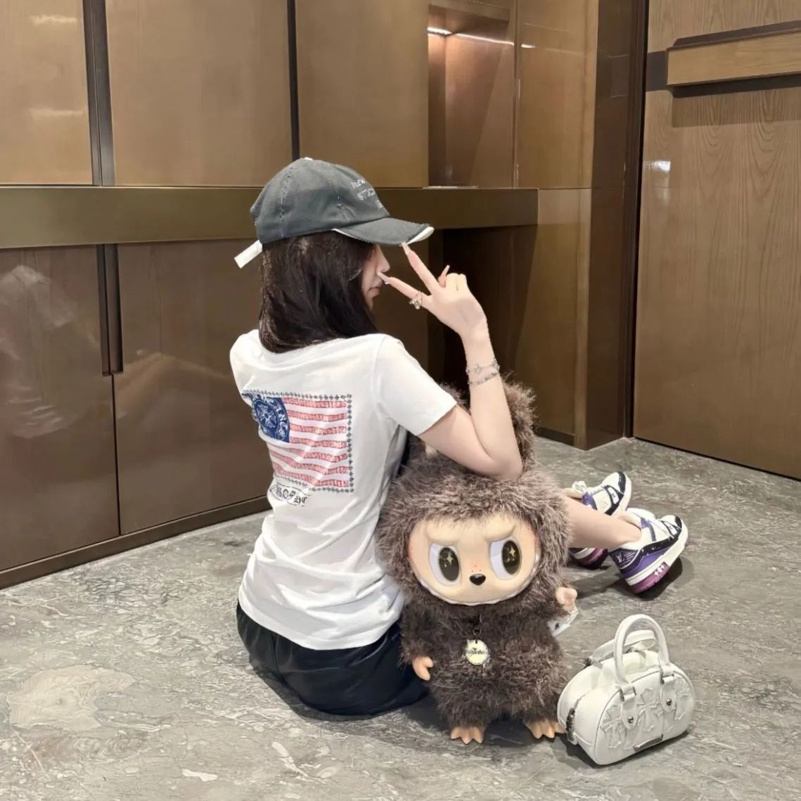 【S-XL】夏に人気のプリント半袖Tシャツ、着痩せ効果抜群のトップス