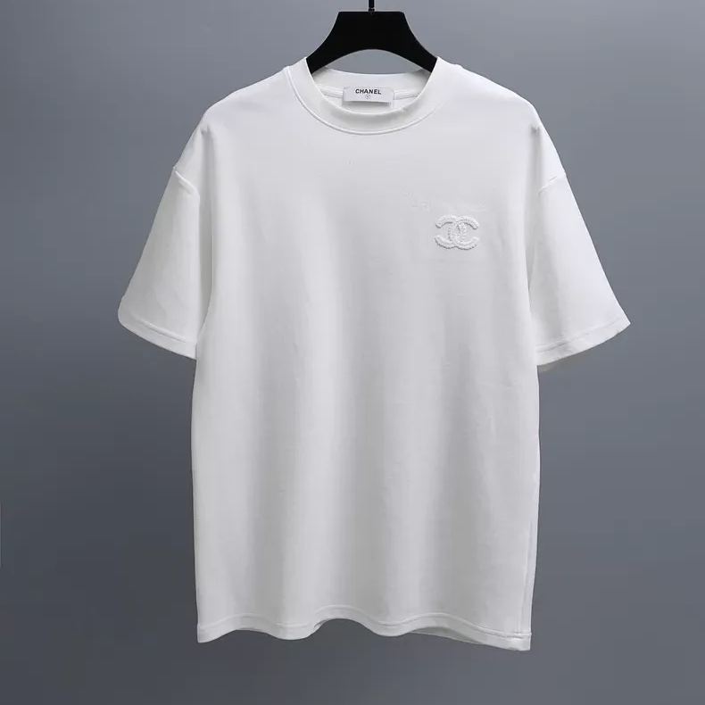 【M-3XL】上質コットンを使用した、シンプルで洗練された半袖Tシャツ