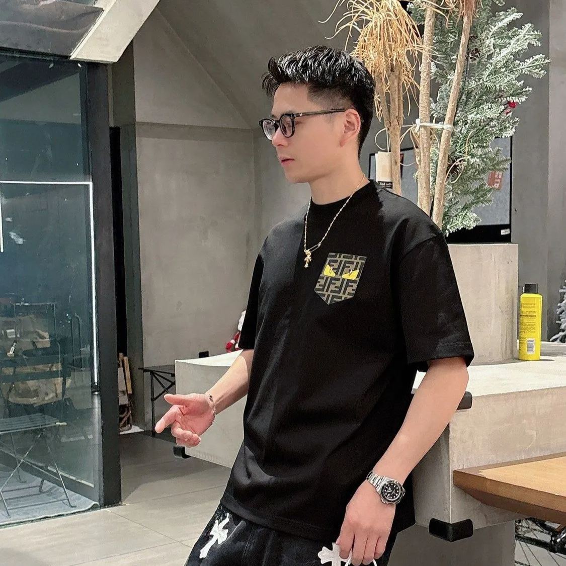 【S-5XL】ファッショナブルで高品質な半袖Tシャツ、ゆったりとしたコットンTシャツ
