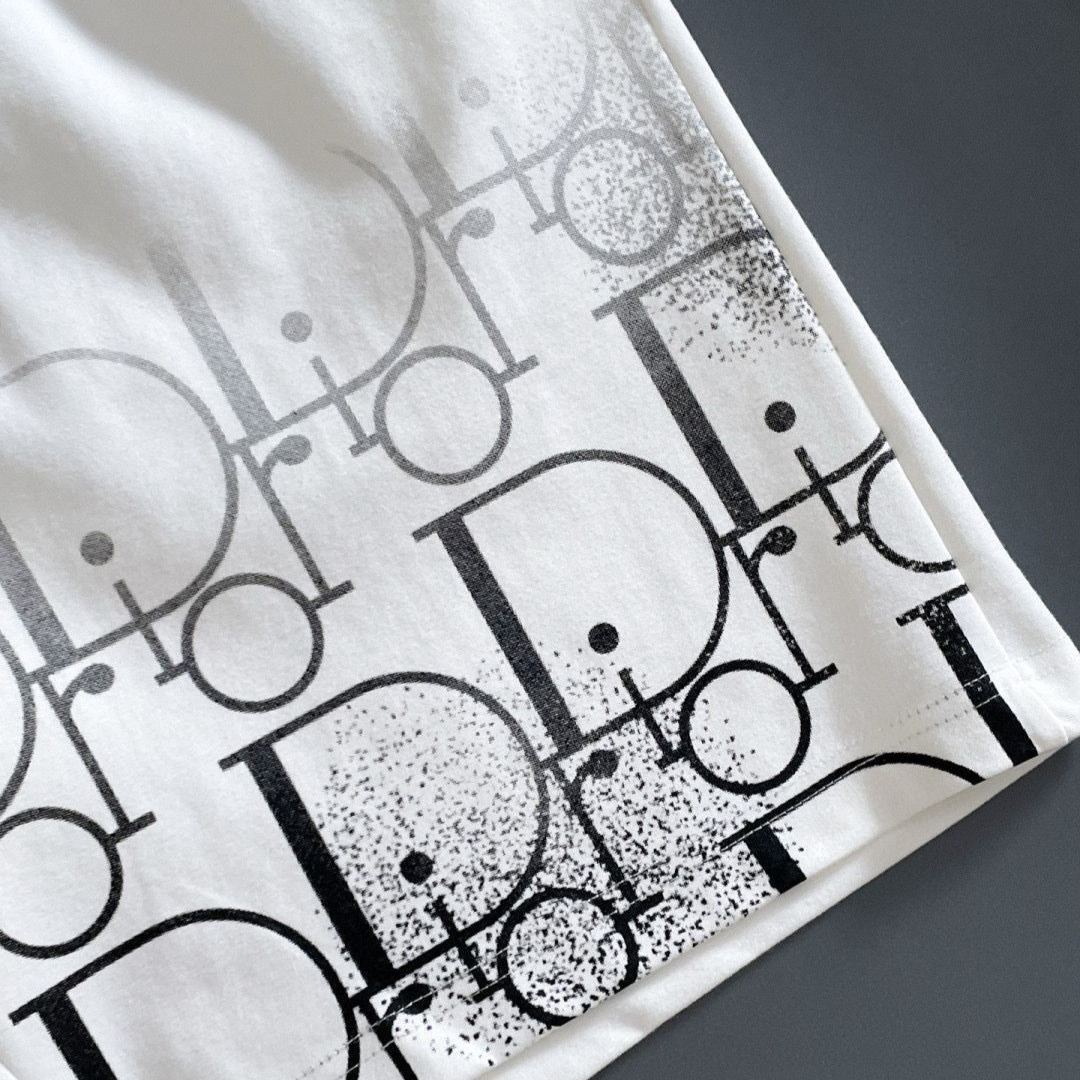 『M-4XL』人夏の定番刺繍入りカジュアルルーズショーツ（ユニセックス）