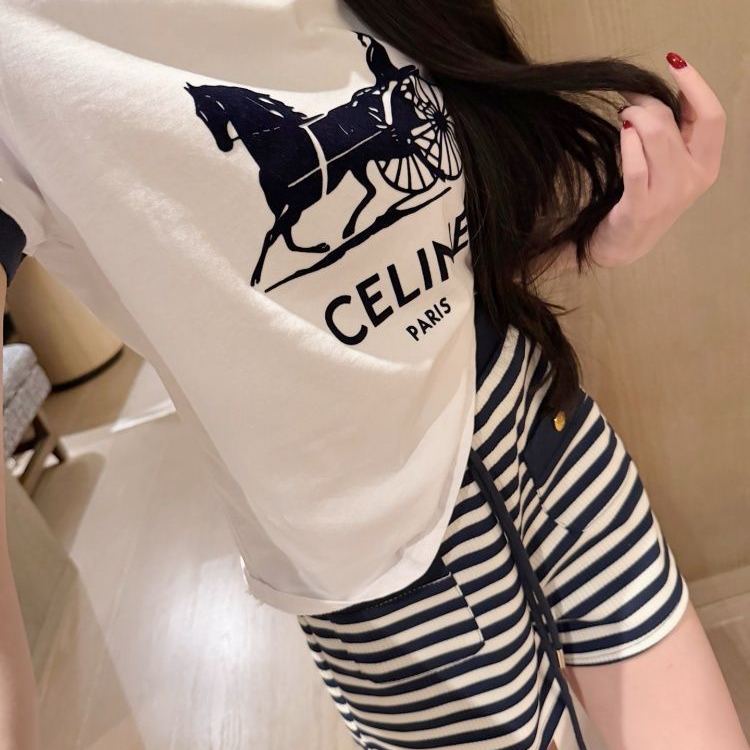2026年新作　プリントカラーブロッククルーネック半袖Tシャツ＆伸縮性ハイウエストストレートストライプショーツ