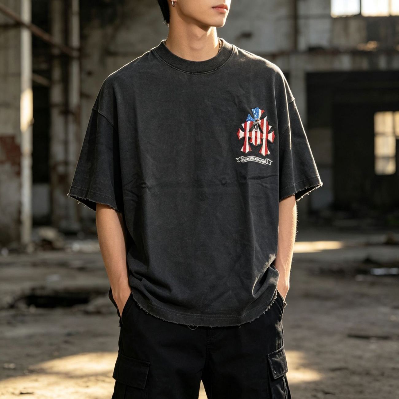『S-XL』アメリカンストリートスタイル 半袖 刺繍アップリケ クルーネックTシャツ