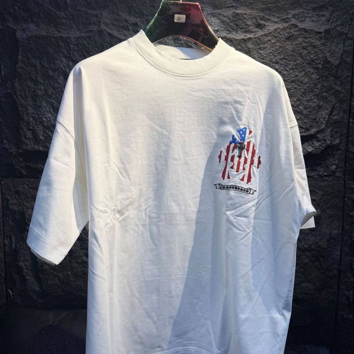 『S-XL』アメリカンストリートスタイル 半袖 刺繍アップリケ クルーネックTシャツ