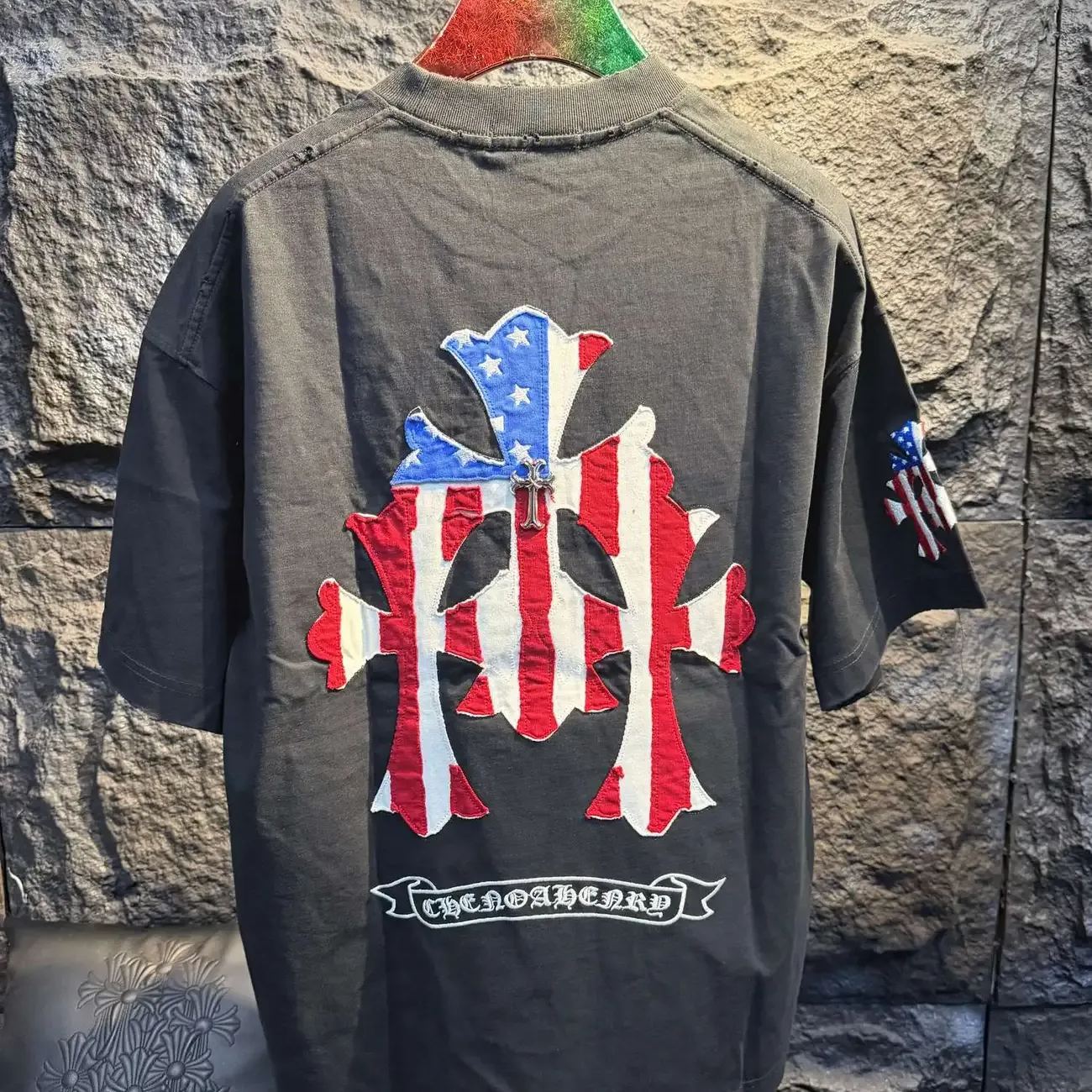 『S-XL』アメリカンストリートスタイル 半袖 刺繍アップリケ クルーネックTシャツ