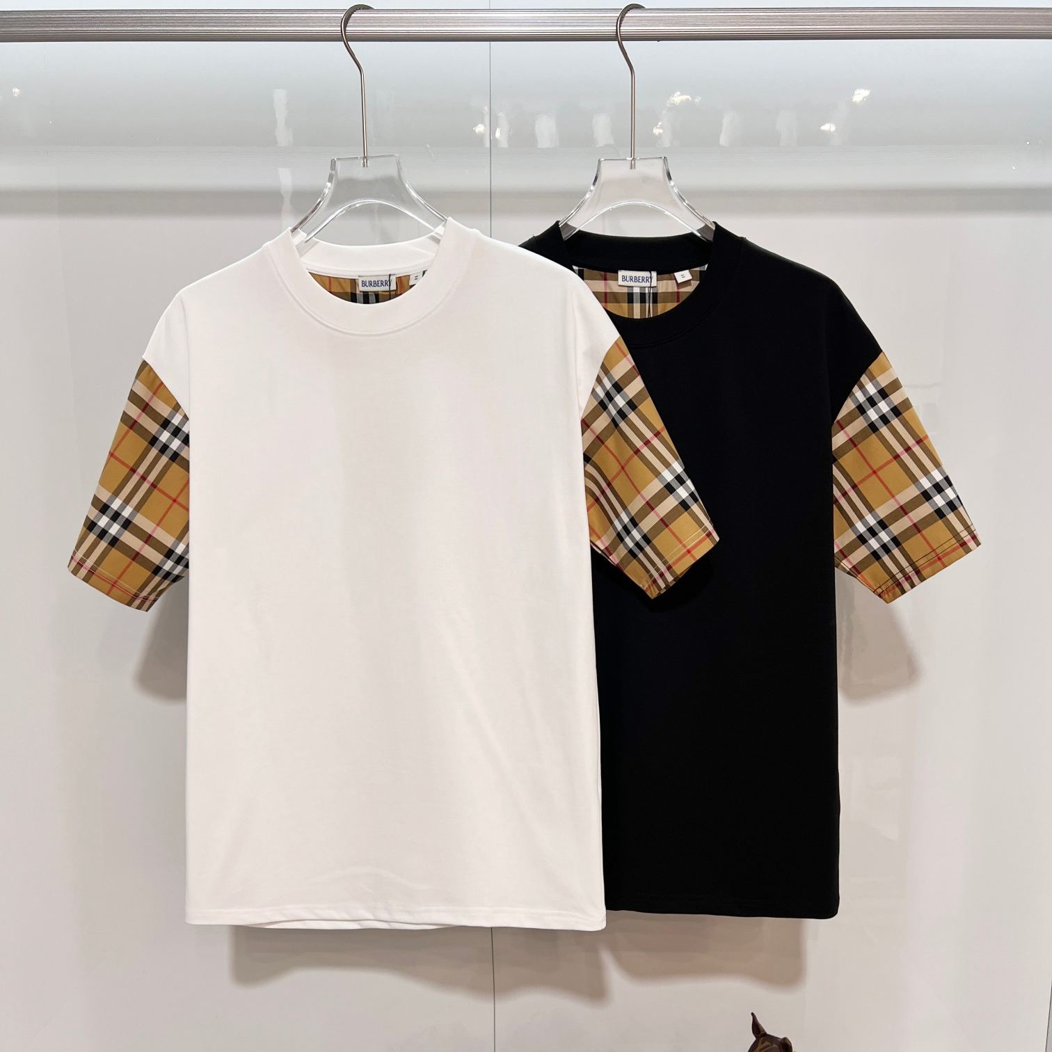 『S-XL』高級感のあるクルーネック半袖トップス カジュアルにも普段使いにも最適です